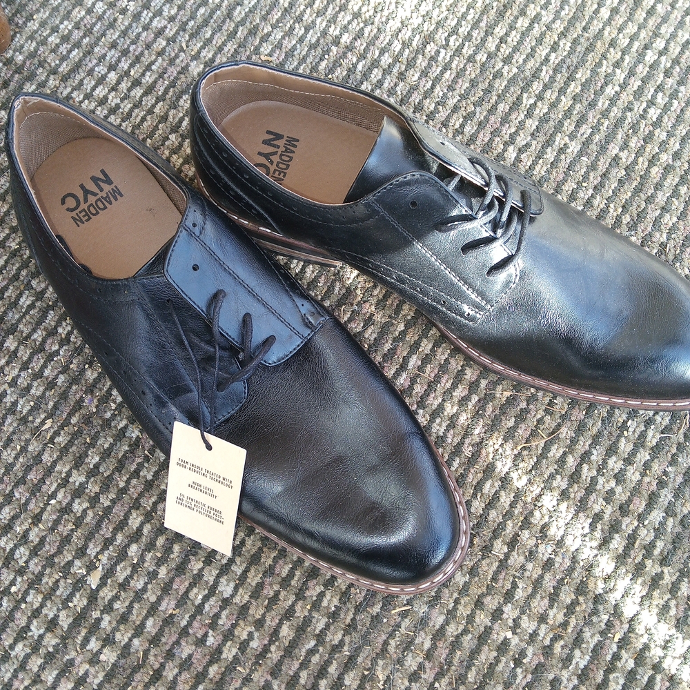 Men's Black Leather Derby Shoes By Madden NYC